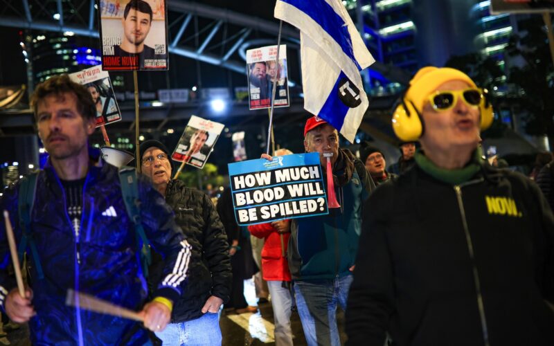 Demonstrators protest for the release of Israelis held hostage